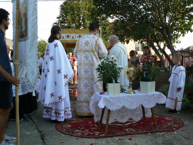 photo108.jpg